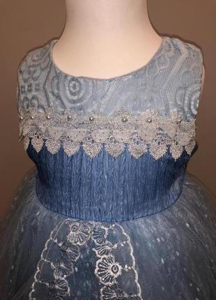 Легкое, нарядное, праздничное, платье нежно голубого цвета на рост 120 -1304 фото