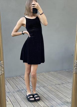 Маленькое черное ретро платье с блестками7 фото