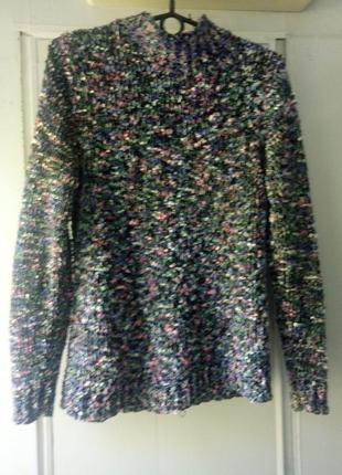 Свитерок модный фирменный