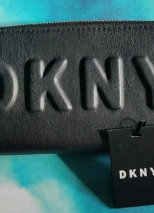 Новый большой кожаный кошелек известного фешн бренда (donna karan new york) с логотипом dkny.2 фото