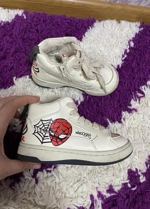 Ботинки полуботинки кроссовки 24 zara