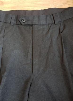 Базовые серые брюки с стрелкой4 фото