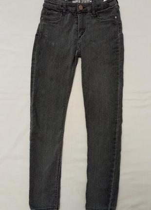 Джинсы. на 9-10 лет