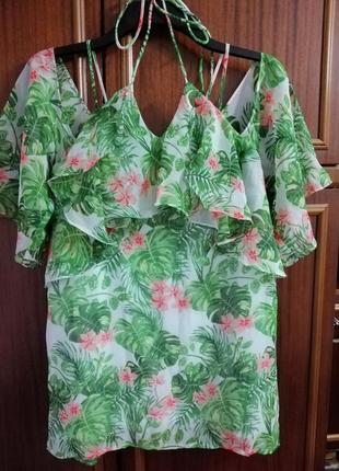 Дуже мереживна блузка