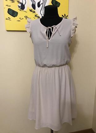 Платье классическое новое