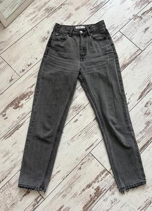 Серые джинсы pull & bear eur 32 (s) ремень тоже продается