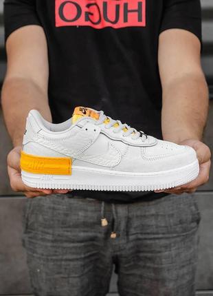 Женские кроссовки woven nike all white air forces with red woven nike check blue book