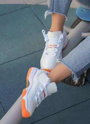 Женские кроссовки nike air jordan retro 11 white orange / smb9 фото