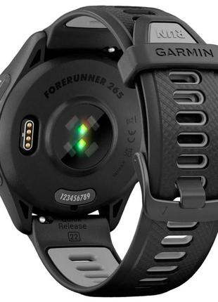 Спортивний годинник garmin forerunner 265 black bezel and case with black/powder gray silicone band4 фото