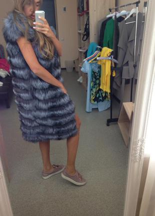 Продам новый жилет-трансформер из чернобурки