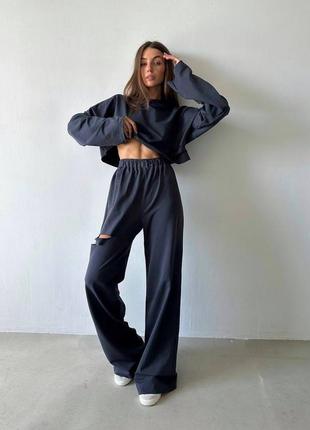 Трендовый прогулочный костюм двунитка