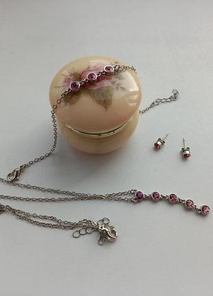 Сет, бiжутерiя, якiснi кристали