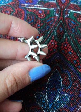 Сріблясті сережки-шипи