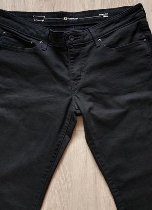 Джинсы женские levi's skinny fit размер 32/32, состояние идеальное3 фото