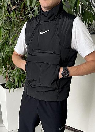 Осенняя чёрная жилетка безрукавка nike чорна чоловіча жилетка nike найк