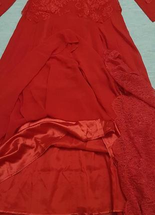 Длинное шелковое красное вечернее, выпускное платье с кружевом и шлейфом nothing but love.5 фото