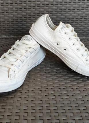 Білі шкіряні кеди converse оригінальні у розмірі 37,5