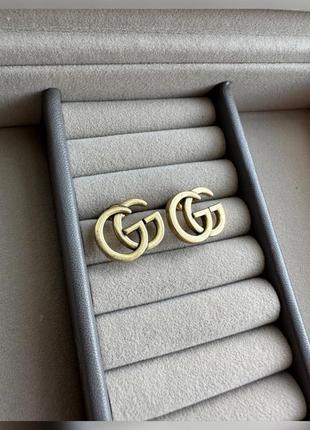 Серьги в стиле gucci