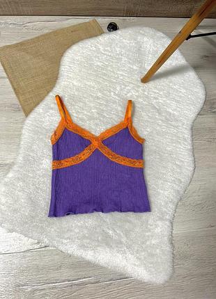 Топ от urban outfitters