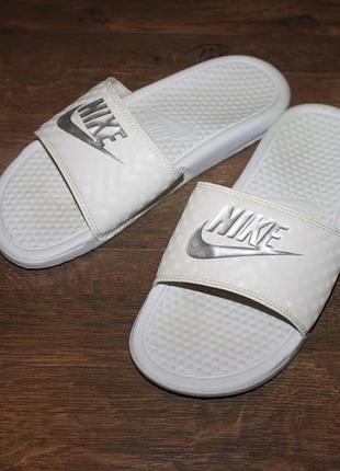 Тапки сланцы nike benassi