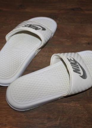 Тапки сланцы nike benassi2 фото