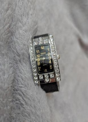 Годинник жіночий gucci quartz4 фото