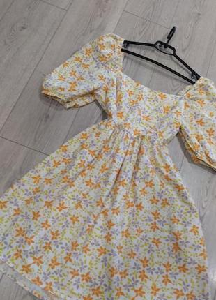 Невероятное лимонное пышное платье с рукавами буфами в цветы3 фото