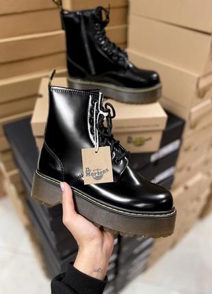 Шикарные лаковые ботинки dr martens на платформе (зима)5 фото