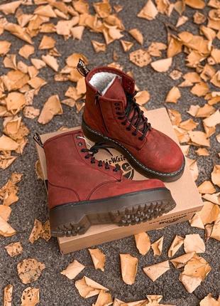 Шикарные бордовые ботинки dr. martens на меху6 фото