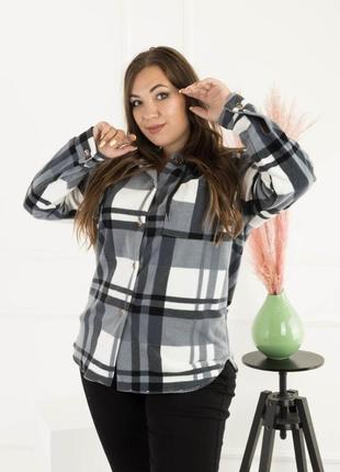 Стильная белая серая флисовая рубашка в клетку с капюшоном большой размер батал оверсайз