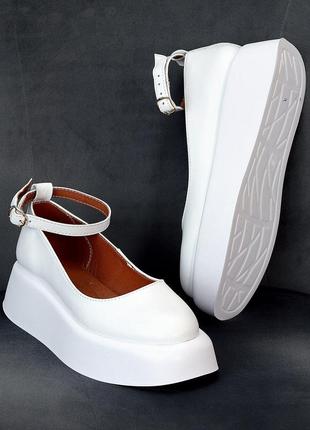 Элегантные женские туфли на платформе "aquamarine" в наличии и под отшив 💛💙🏆5 фото