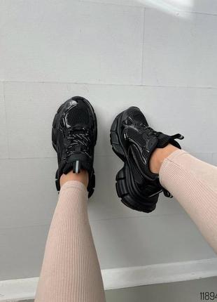 Чорні шкіряні лакові лаковані текстильні комбіновані кросівки з сіткою в сітку на товстій грубій масивній підошві7 фото