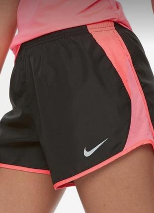 Шорти nike women's tempo shorts8 фото