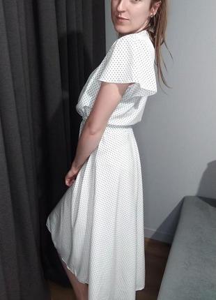 Шикарна літня біла сукня в чорний горох4 фото