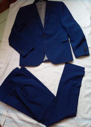 Стильный костюм