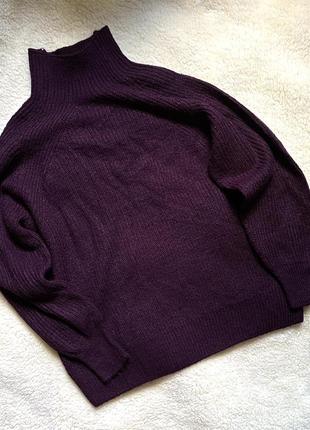Теплый свитер сливового цвета.1 фото