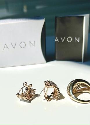 Набор украшений avon - серьги и кольцо4 фото