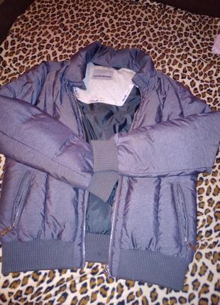 Крутий чоловічий пуховик