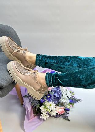 Эксклюзивные туфли лоферы из натуральной итальянской кожи и замши женские на платформе со шнурками8 фото