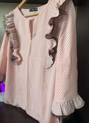 Нежная блузка в розовом цвете в мелкий горошек7 фото
