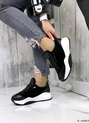 Натуральные замшевые и кожаные черные кроссовки на белой подошве8 фото