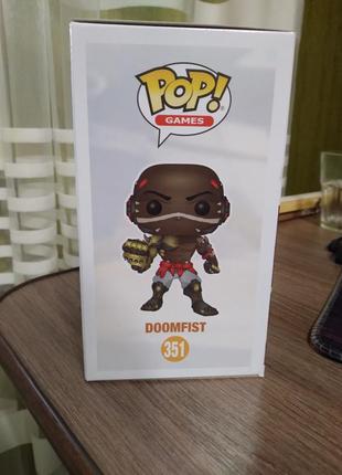 Фигурка funko pop doomfist2 фото