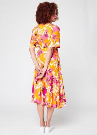 Сочная ярусное натуральное платье-миди на запах в акварельные цветы yas как новое4 фото