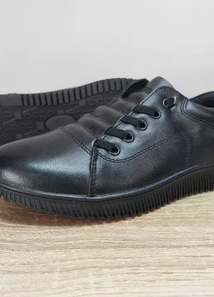 Підліткові шкіряні туфлі-кросівки kangfu (розміри 33-34; 36)