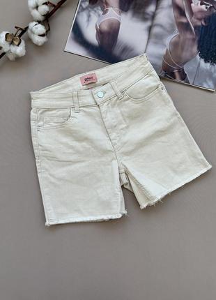 Шорты джинсовые эластичные телесного цвета6 фото
