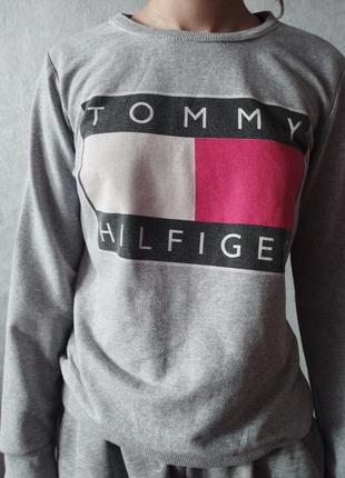 Лонгслив от tommy hilfiger