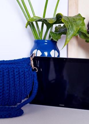 Плетена маленька синя сумочка5 фото