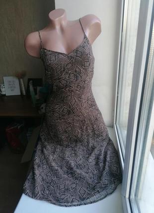 Коричневное платье\сарафан на тонких бретелях с узором 100% шелк mexx4 фото