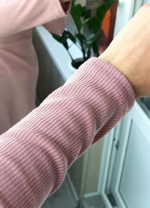 Розовый лонгслив в рубчик с имитацией запаха джемпер6 фото