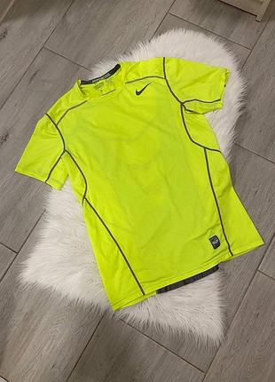 Мужская футболка nike pro combat